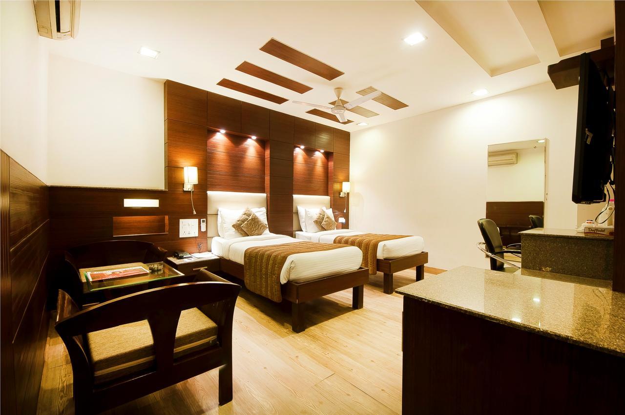 Hotel Amaltas International - Delhi-16 Neu-Delhi Exterior foto